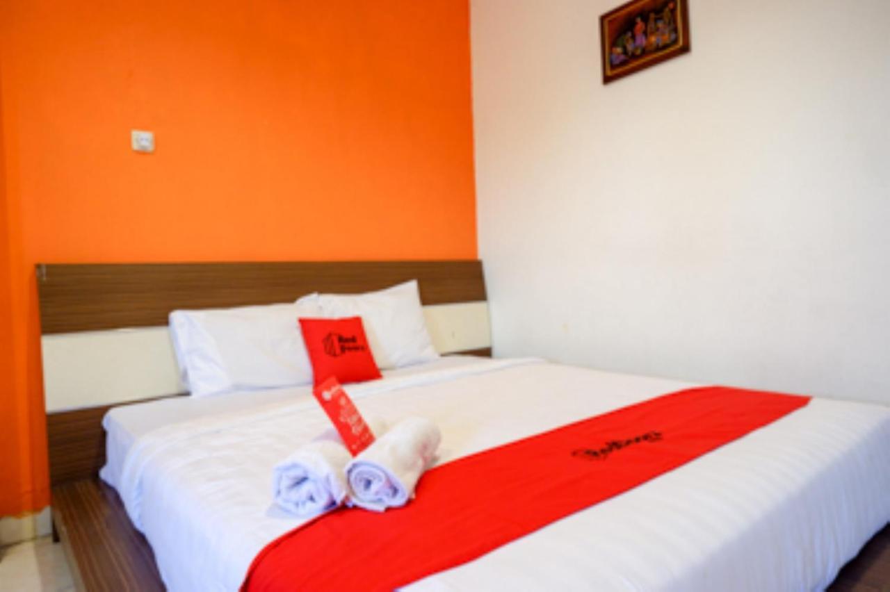 โอโย 1251 เรสซิเดนซ์ 8 Hotel เซอมารัง ภายนอก รูปภาพ