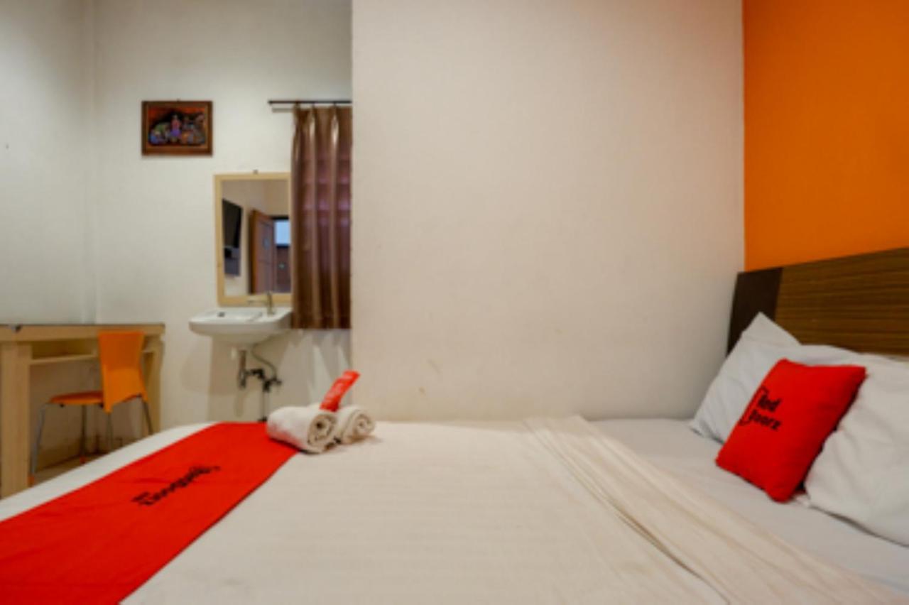 โอโย 1251 เรสซิเดนซ์ 8 Hotel เซอมารัง ภายนอก รูปภาพ