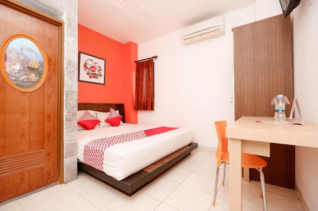 โอโย 1251 เรสซิเดนซ์ 8 Hotel เซอมารัง ภายนอก รูปภาพ